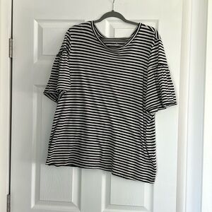Striped xl banana republic top